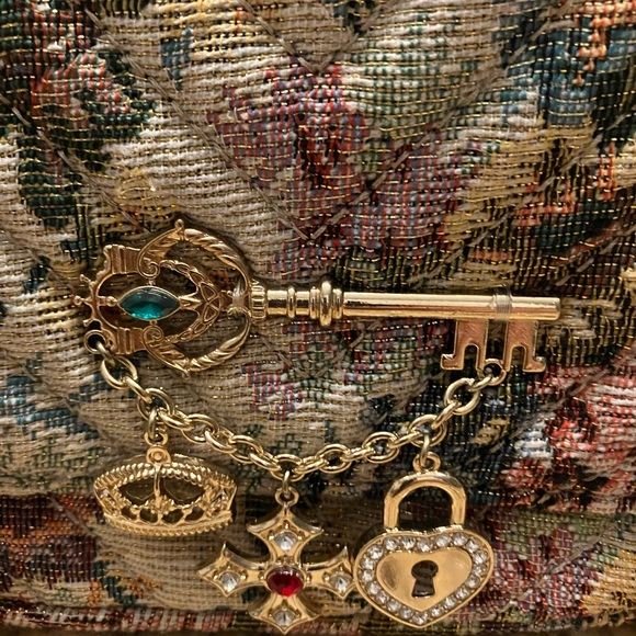 ALDO Vintage Floral - Picture 3 of 11